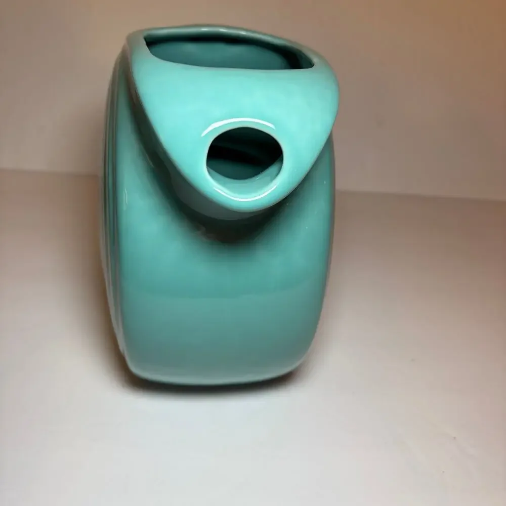 Fiesta Fiestaware Large Disk Water Pitcher Turquoise Blue 67 oz. Homer Laughlin